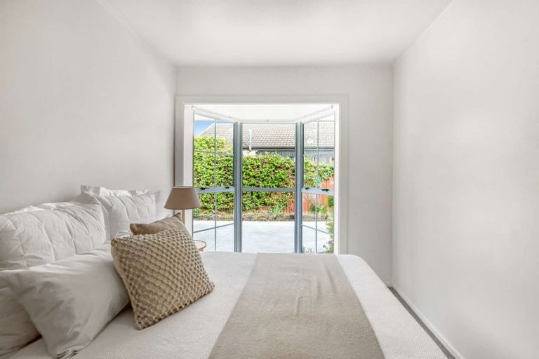 Photo of property in 1/21 Greenock Street, Redwood, Christchurch, 8051