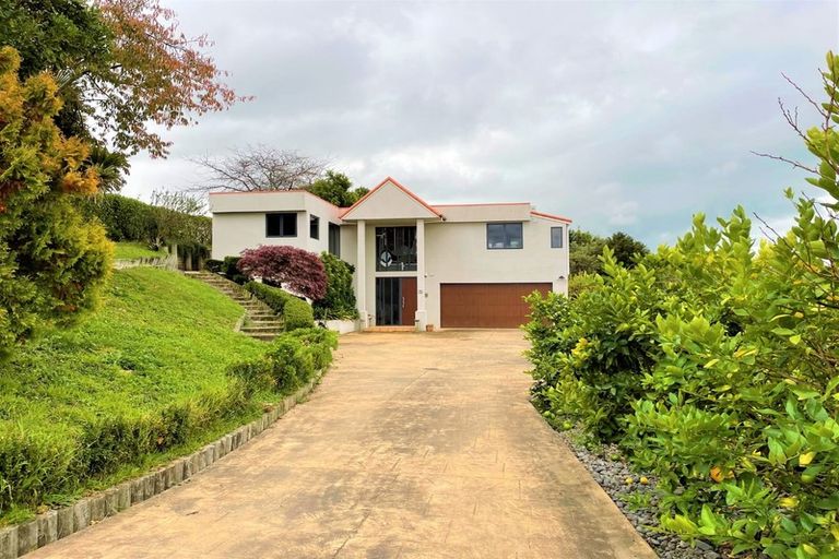 Photo of property in 75 Churchill Drive, Taradale, Napier, 4112