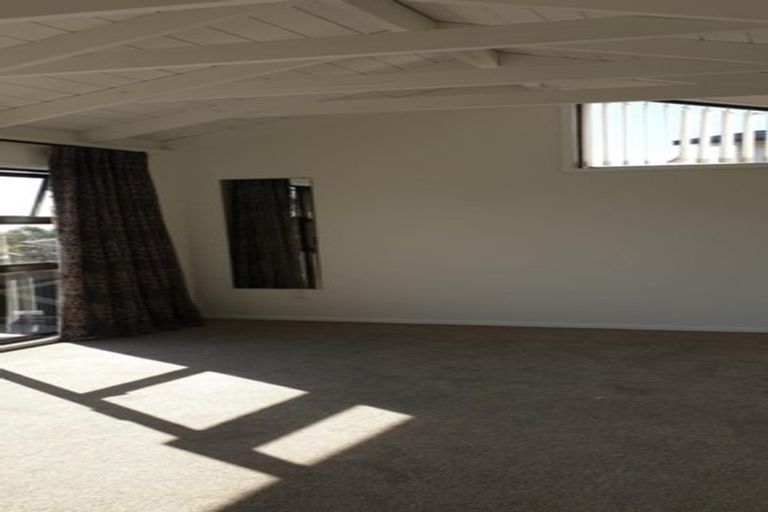 Photo of property in 10 Galaxy Drive, Mairangi Bay, Auckland, 0630