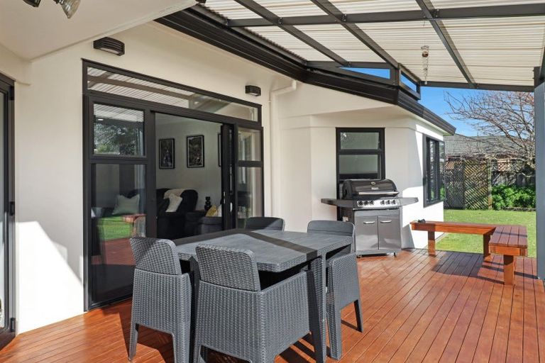 Photo of property in 15 Loveridge Place, Morrinsville, 3300