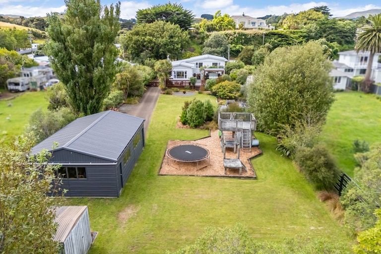 Photo of property in 29 Paekakariki Hill Road, Pauatahanui, Porirua, 5381