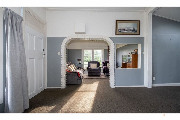 Photo of property in 209 Talbot Street, Geraldine, 7930