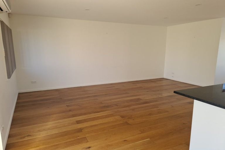 Photo of property in 23 Kotuku Crescent, Takanini, 2112