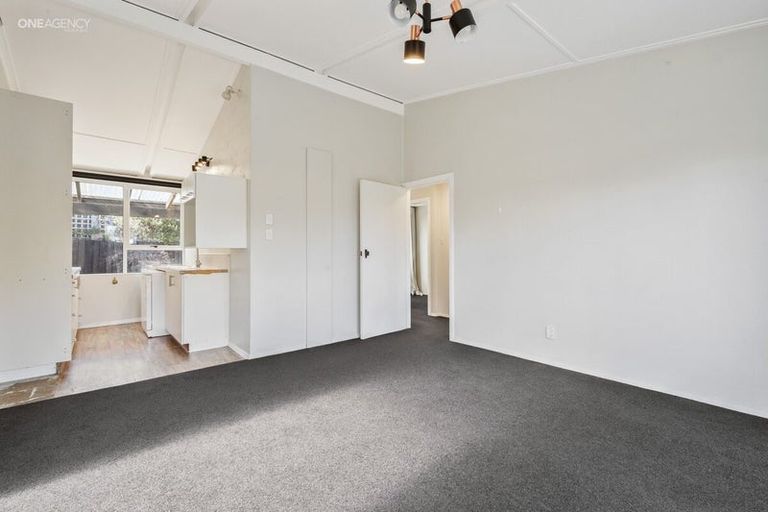 Photo of property in 2/40a Bounty Street, Bryndwr, Christchurch, 8053