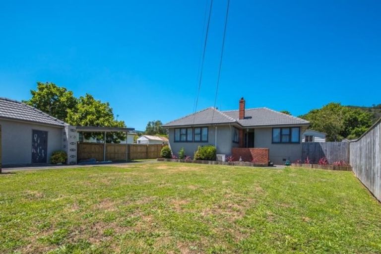 Photo of property in 37 Seddon Street, Wallaceville, Upper Hutt, 5018