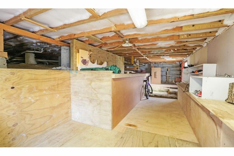 Photo of property in 100b Normandale Road, Normandale, Lower Hutt, 5010