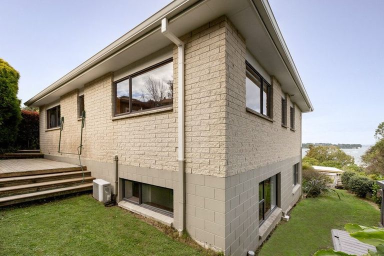 Photo of property in 96 Omokoroa Road, Omokoroa, 3114