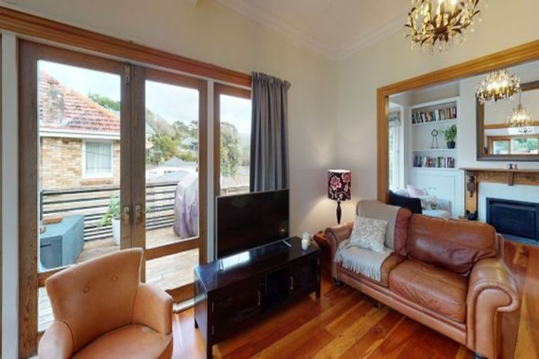 Photo of property in 11 Wilton Road, Wadestown, Wellington, 6012