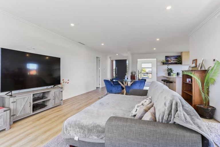 Photo of property in 50 Elm Drive, Rangiora, 7400