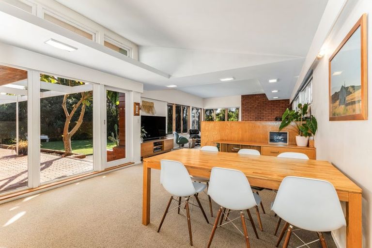 Photo of property in 36 Norton Park Avenue, Fairfield, Lower Hutt, 5011