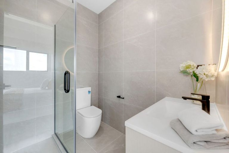 Photo of property in 15 Aituaa Road, Pukekohe, 2120