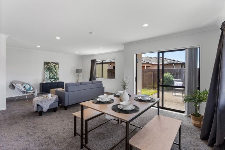 Photo of property in 6 Central Park, Paraparaumu Beach, Paraparaumu, 5032