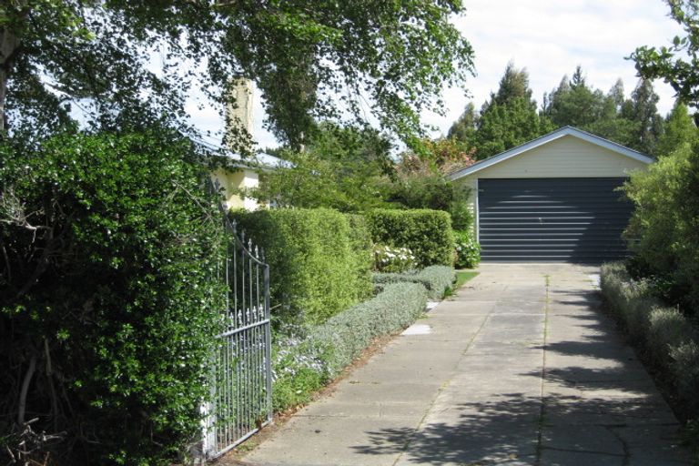 Photo of property in 15 Bank Street, Amberley, 7410