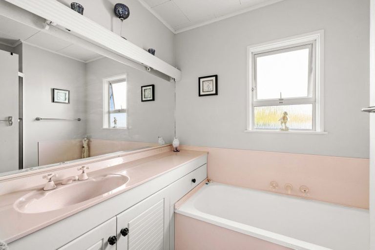 Photo of property in 7 Totara Street, Taradale, Napier, 4112