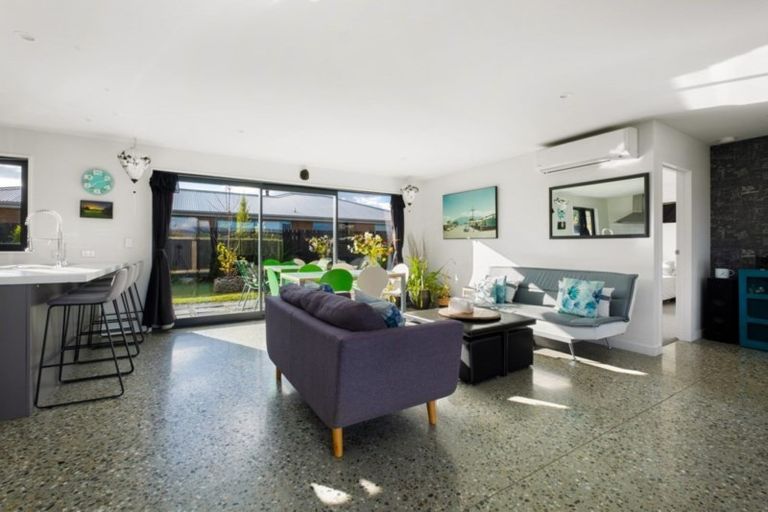 Photo of property in 6 Hewson Crescent, Lake Hawea, Wanaka, 9382