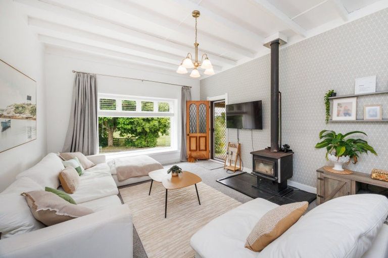 Photo of property in 1435 Waughs Road, Aorangi, Feilding, 4775