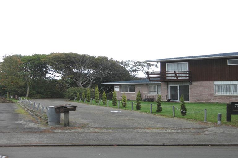 Photo of property in 22 Nola Avenue, Raumati Beach, Paraparaumu, 5032