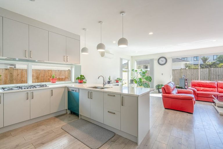 Photo of property in 7 Nephrite Lane, Henderson, Auckland, 0610