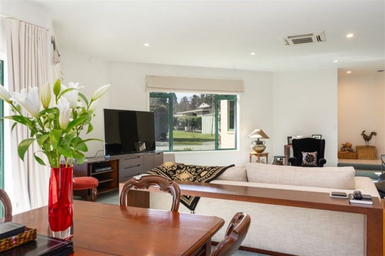 Photo of property in 3a Kauri Grove, Lansdowne, Masterton, 5810