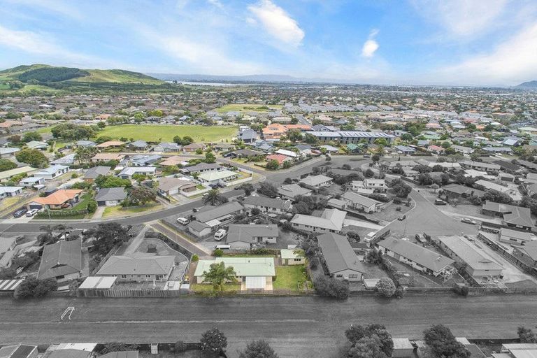 Photo of property in 45 Kane Road, Papamoa Beach, Papamoa, 3118