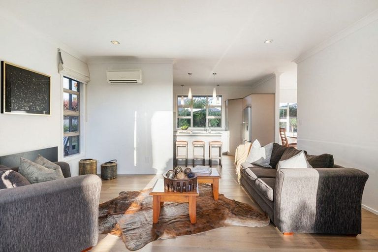 Photo of property in 5 Cooper Crescent, Cambridge, 3434