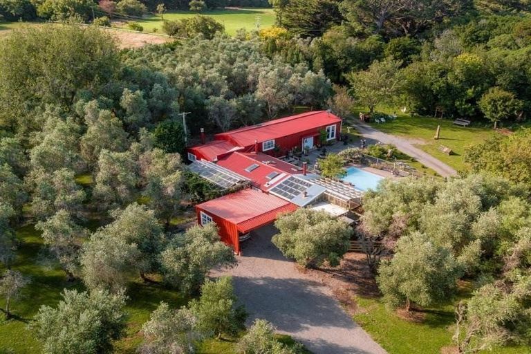 Photo of property in 284 Underhill Road, Tauwharenikau, 5773