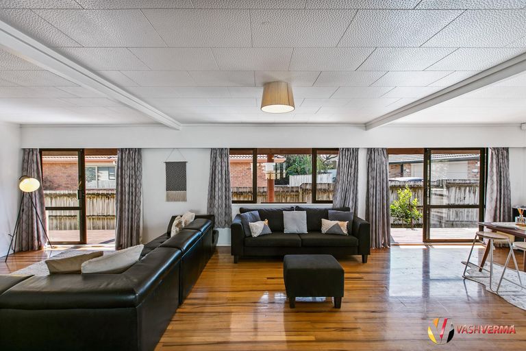 Photo of property in 29 Mcinnes Road, Weymouth, Auckland, 2103