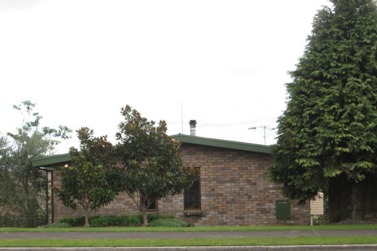 Photo of property in 38 Victory Street, Welcome Bay, Tauranga, 3112