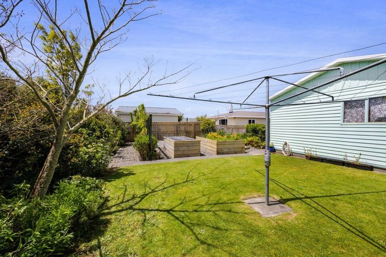 Photo of property in 44 Celia Street, Stratford, 4332