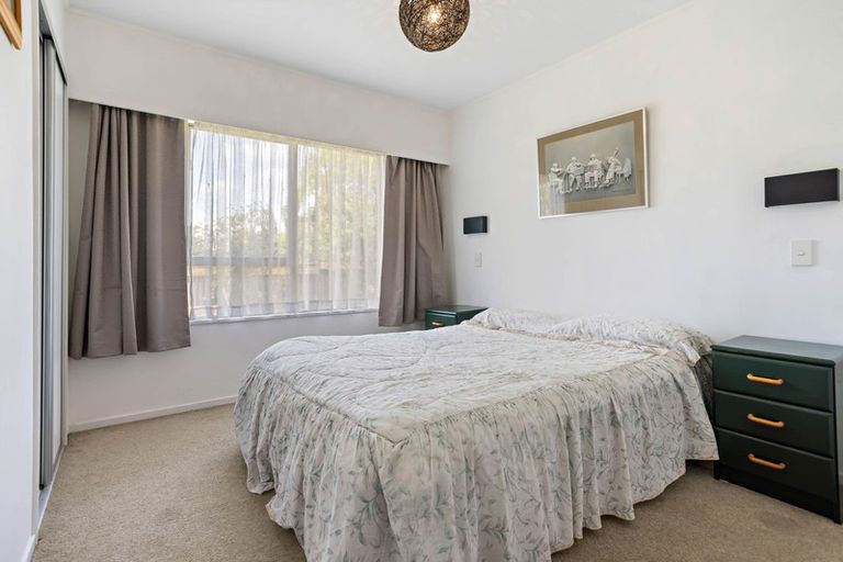 Photo of property in 17 Benalder Crescent, Tokoroa, 3420