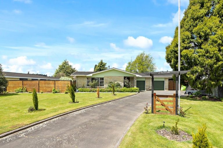 Photo of property in 17 Benalder Crescent, Tokoroa, 3420