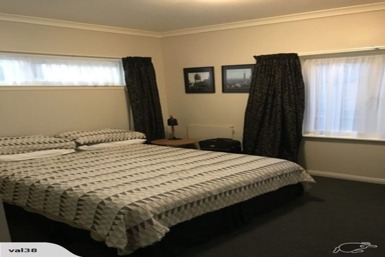 Photo of property in 25 Vincent Street, Waterloo, Lower Hutt, 5011