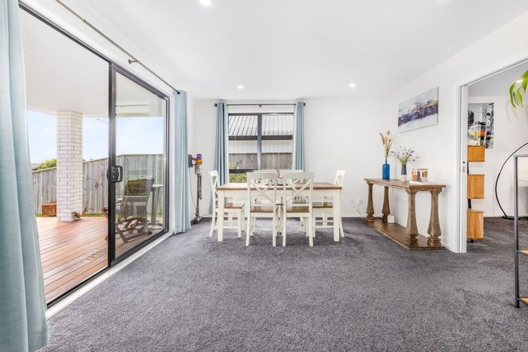 Photo of property in 12 Teiaroa Street, Waikanae, 5036