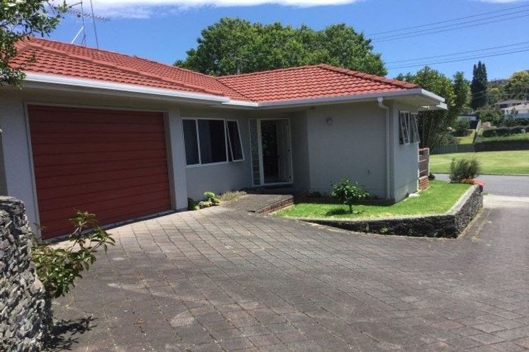 Photo of property in 128a Vale Street, Otumoetai, Tauranga, 3110