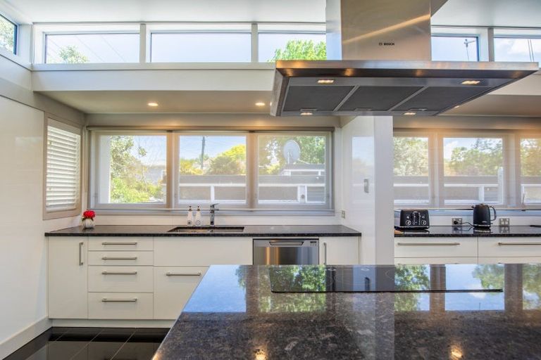 Photo of property in 8c Brassey Road, Saint Johns Hill, Whanganui, 4500