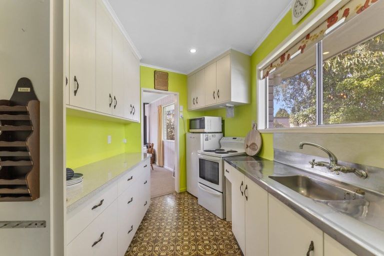 Photo of property in 8 Kowhai Street, Levin, 5510