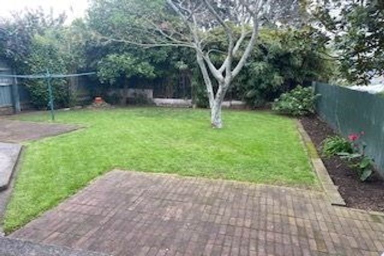 Photo of property in 6 Bedford Street, Fitzroy, New Plymouth, 4312