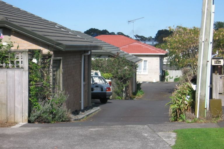 Photo of property in 1/41 Victoria Road, Papatoetoe, Auckland, 2025