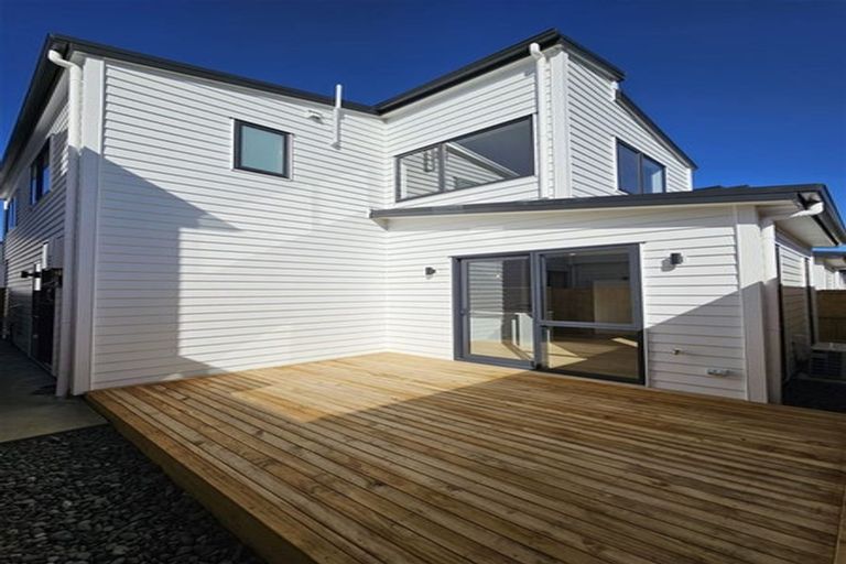 Photo of property in 17d Stanniland Street, Sunnyhills, Auckland, 2010