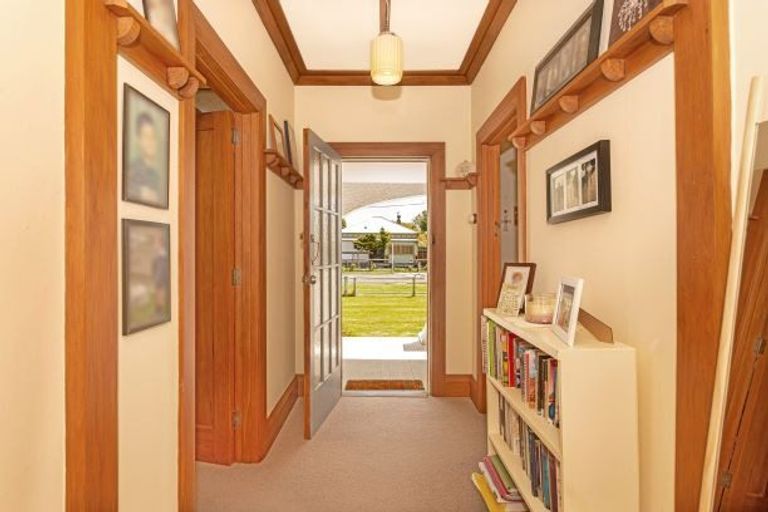 Photo of property in 12 Endcliffe Road, Kaiti, Gisborne, 4010