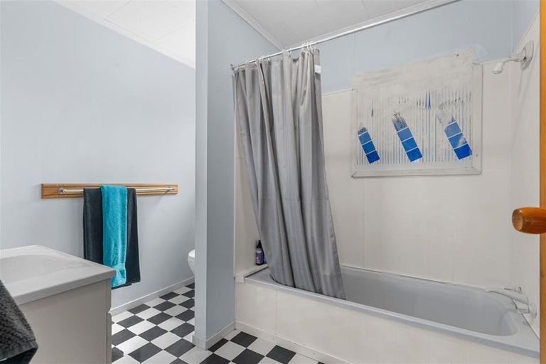 Photo of property in 15 Witheford Road, Wharehine, Wellsford, 0973