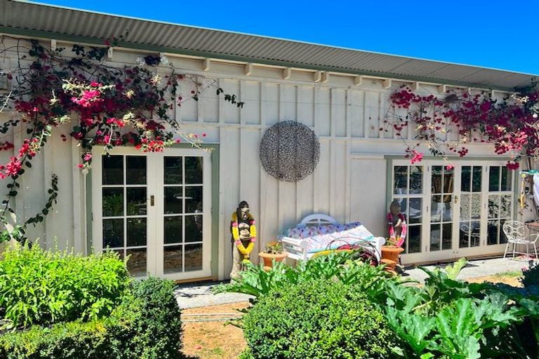 Photo of property in 13 Grange Road North, Haumoana, 4102