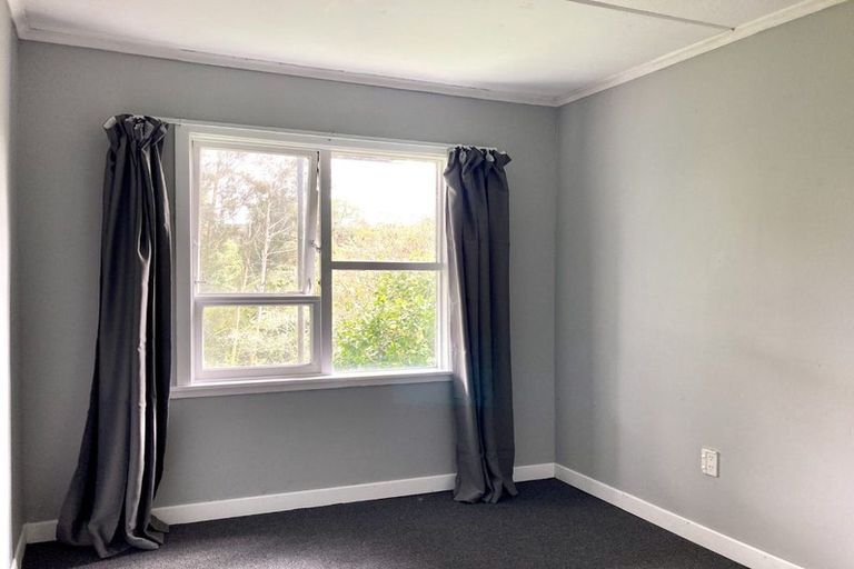 Photo of property in 23 Titirangi Road, New Lynn, Auckland, 0600