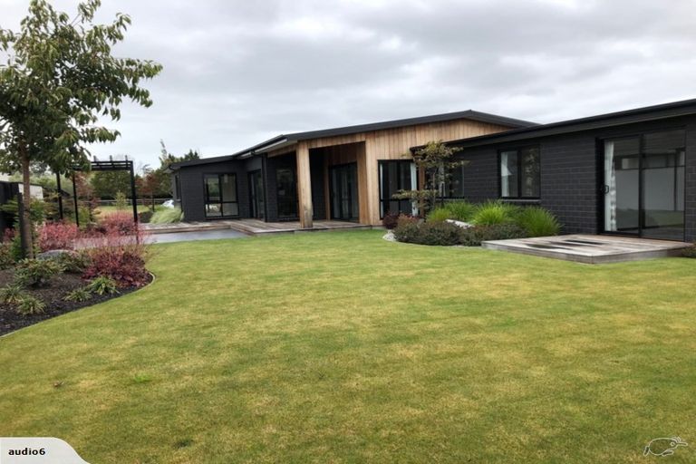 Photo of property in 7 Westpark Boulevard, Rangiora, 7400