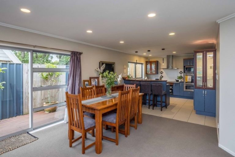 Photo of property in 33a Makara Road, Karori, Wellington, 6012