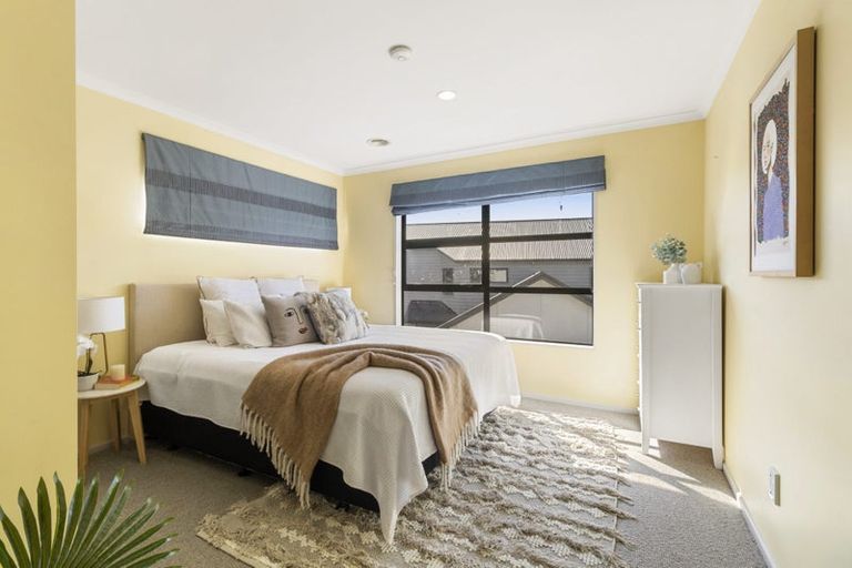 Photo of property in 61 Te Puia Drive, Aotea, Porirua, 5024