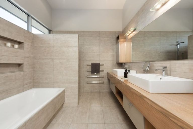 Photo of property in 710 Papamoa Beach Road, Papamoa Beach, Papamoa, 3118