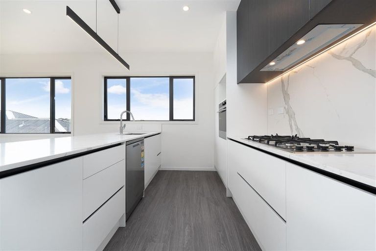 Photo of property in 36 Bella Vista Drive, Gulf Harbour, Whangaparaoa, 0930