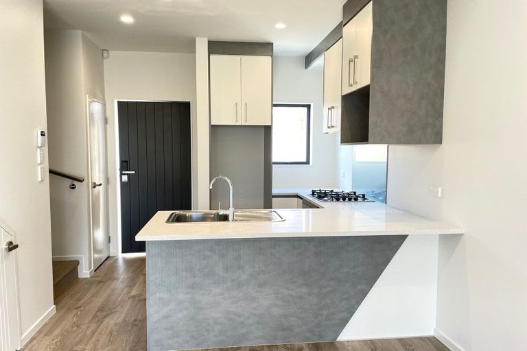 Photo of property in 5/44 Schnapper Rock Road, Schnapper Rock, Auckland, 0632