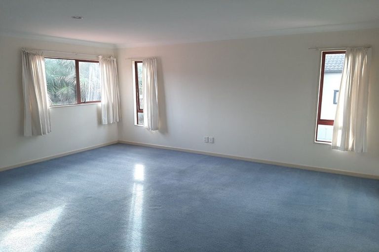 Photo of property in 93 Glendhu Road, Bayview, Auckland, 0629
